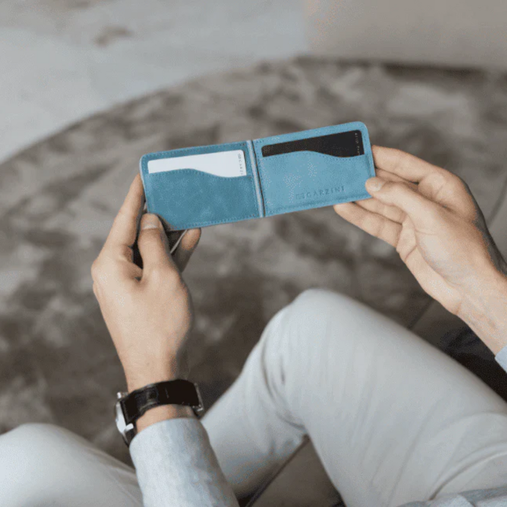 Stand Dompet Magsafe GARZINI