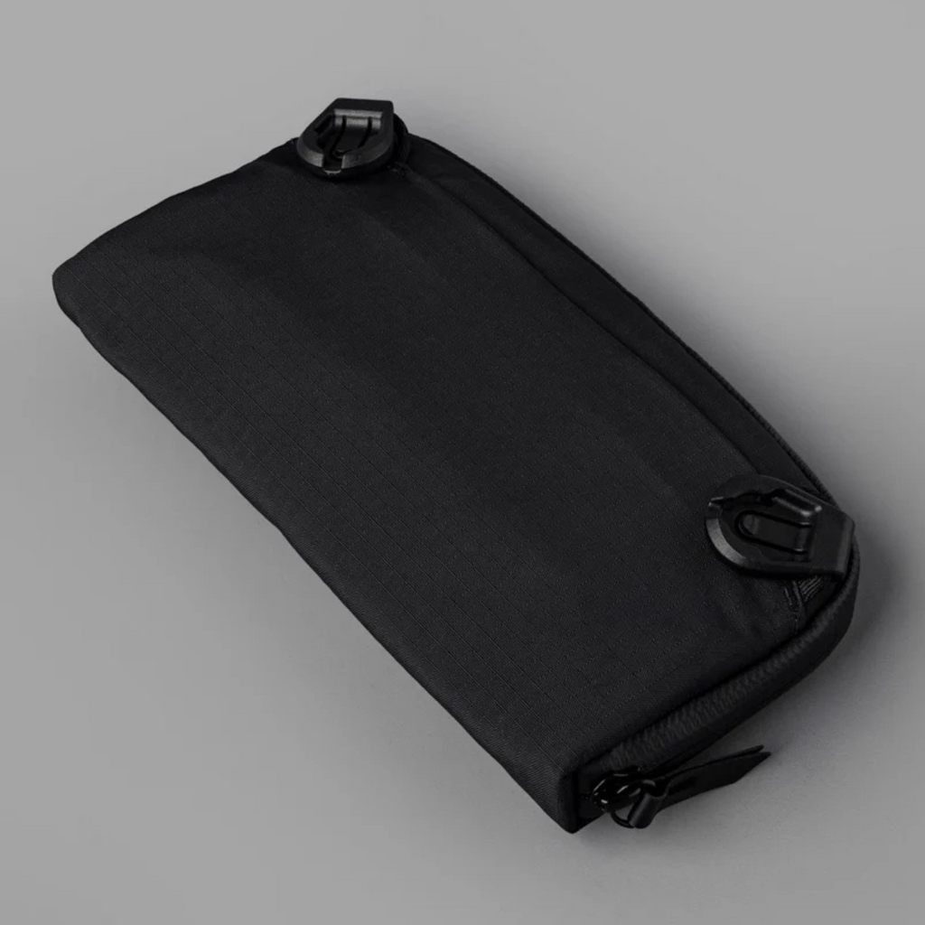 POUCH PENERBANGAN ALPAKA